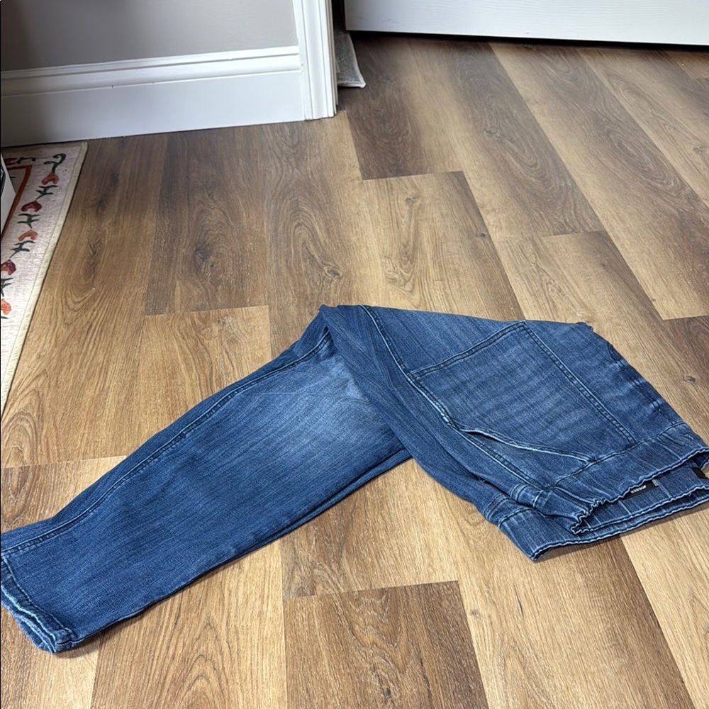 Judy Blue Dark Wash Jogger Jeans